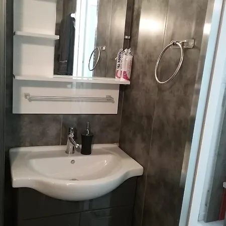 T2 En Duplex Spacieux Et Daire *