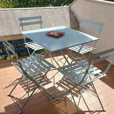 T2 En Duplex Spacieux Et * أنديرنو لي بان