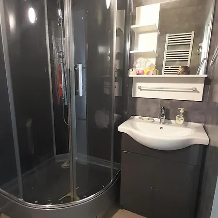 شقة T2 En Duplex Spacieux Et *